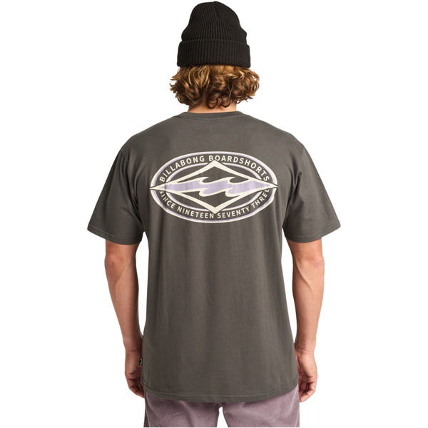 2026  Billabong   M&auml;nner  Diamond  Vision  Kurzarm-T-Shirt EBYZT00358 - Raven